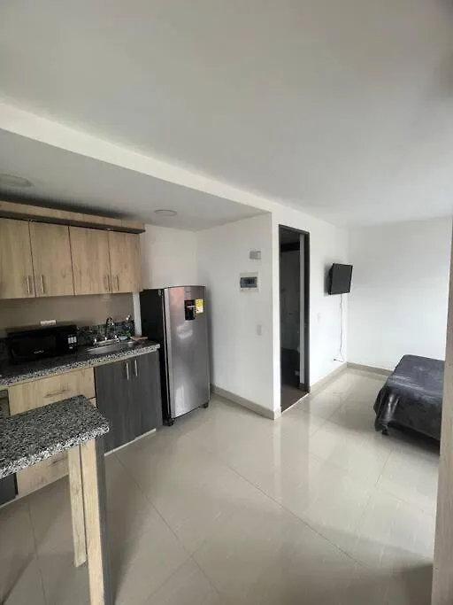 Lindo Apartamento Poblado 111 Medellin