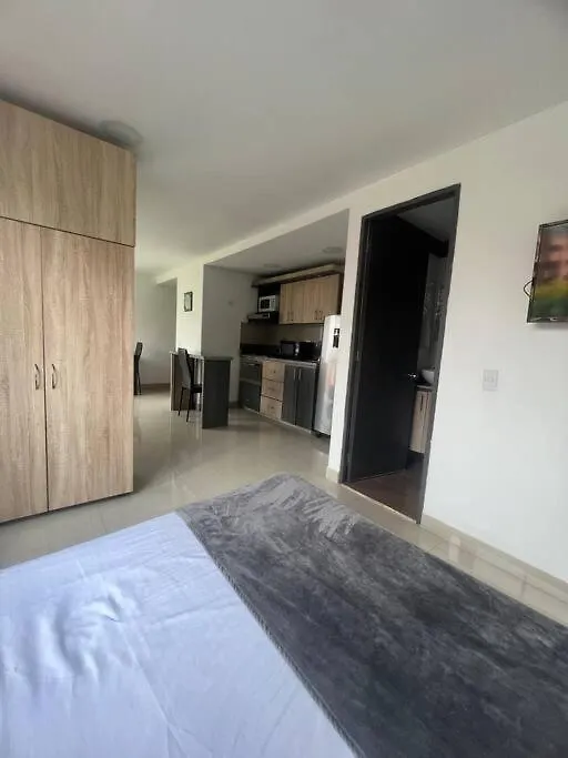 Lindo Apartamento Poblado 111 Medellin
