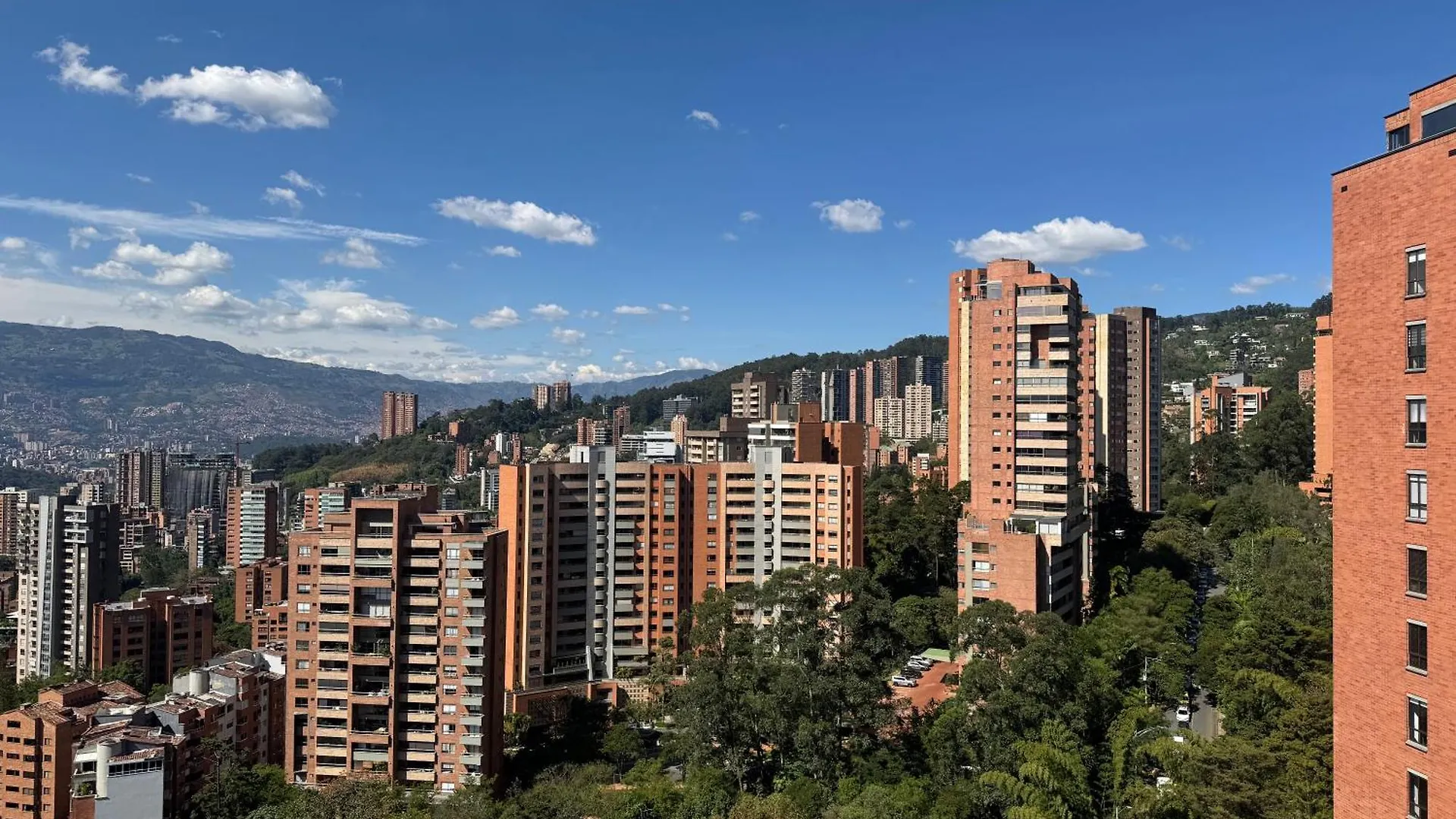 Lindo Apartamento Poblado 111 Medellín 0*,  Colombia